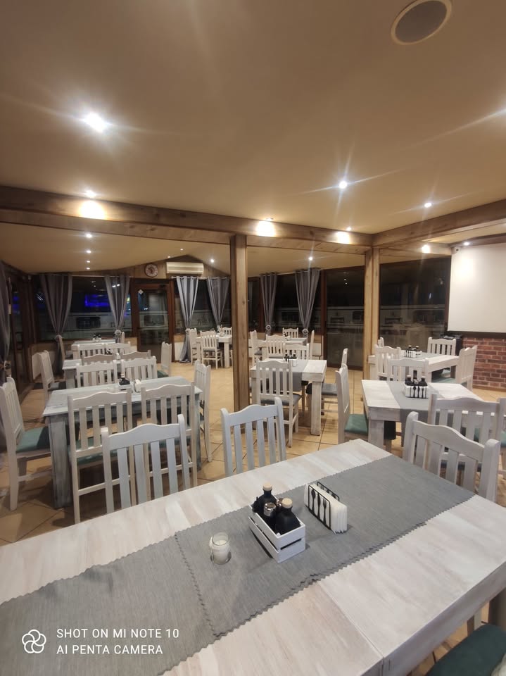 Ресторант Family & Friends